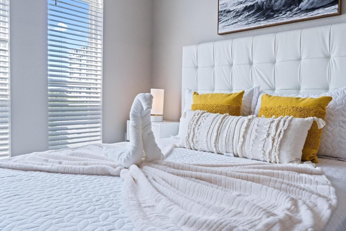 Central Avenue 2 Bed Mins From Tropicana Field St. Petersburg Kültér fotó