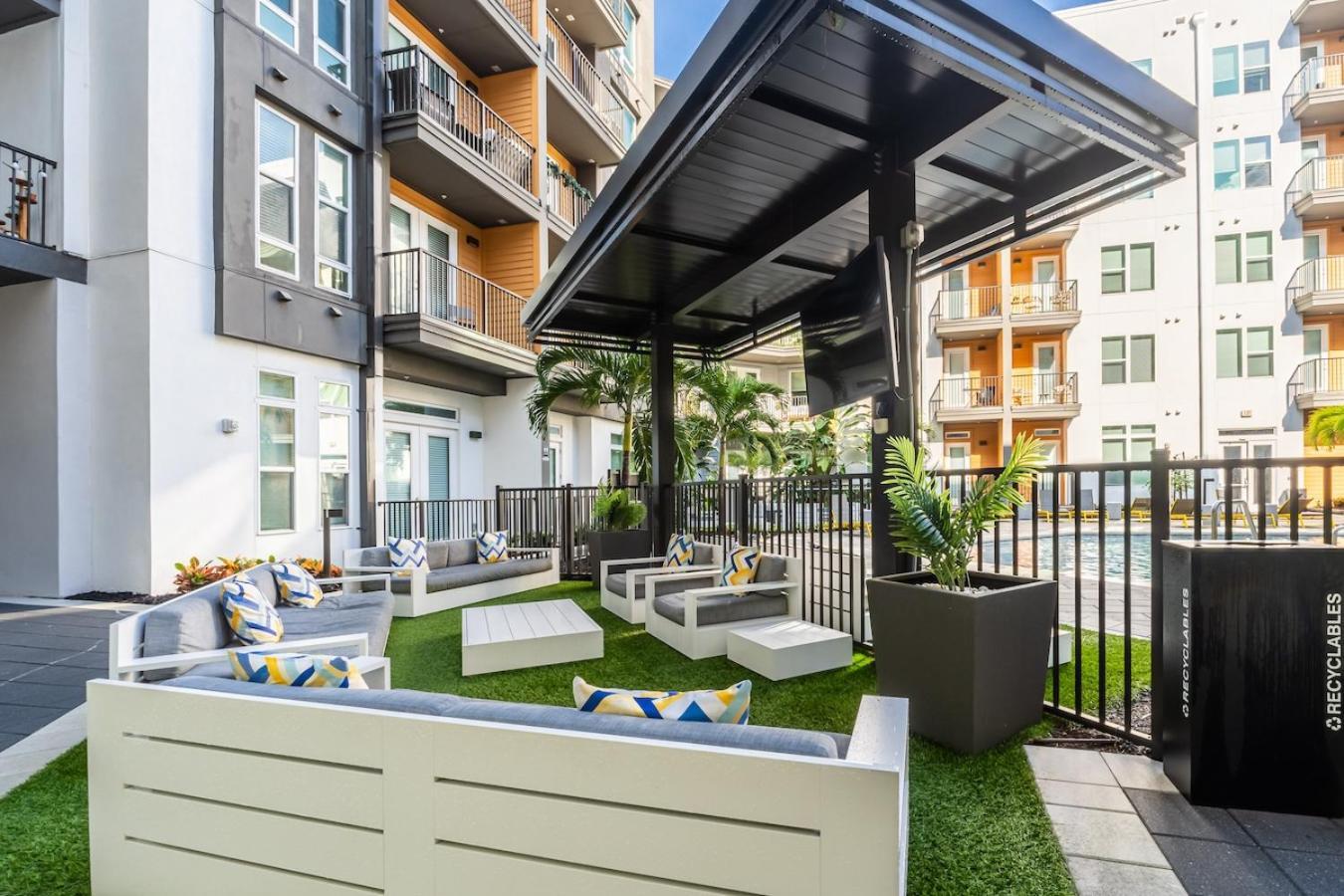 Central Avenue 2 Bed Mins From Tropicana Field St. Petersburg Kültér fotó